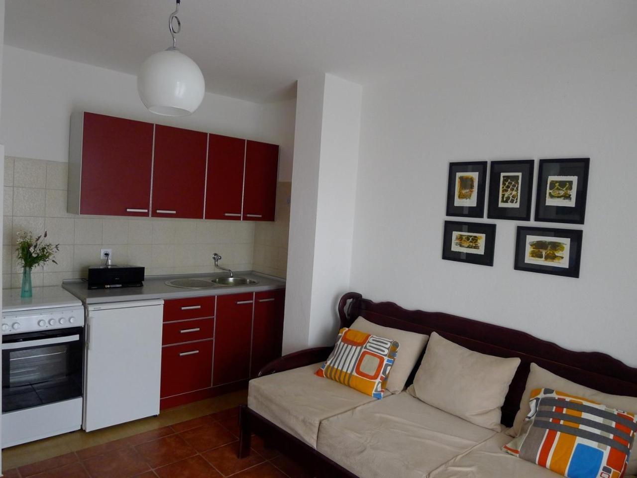 Apartments Maslina Sveti Stefan Ngoại thất bức ảnh